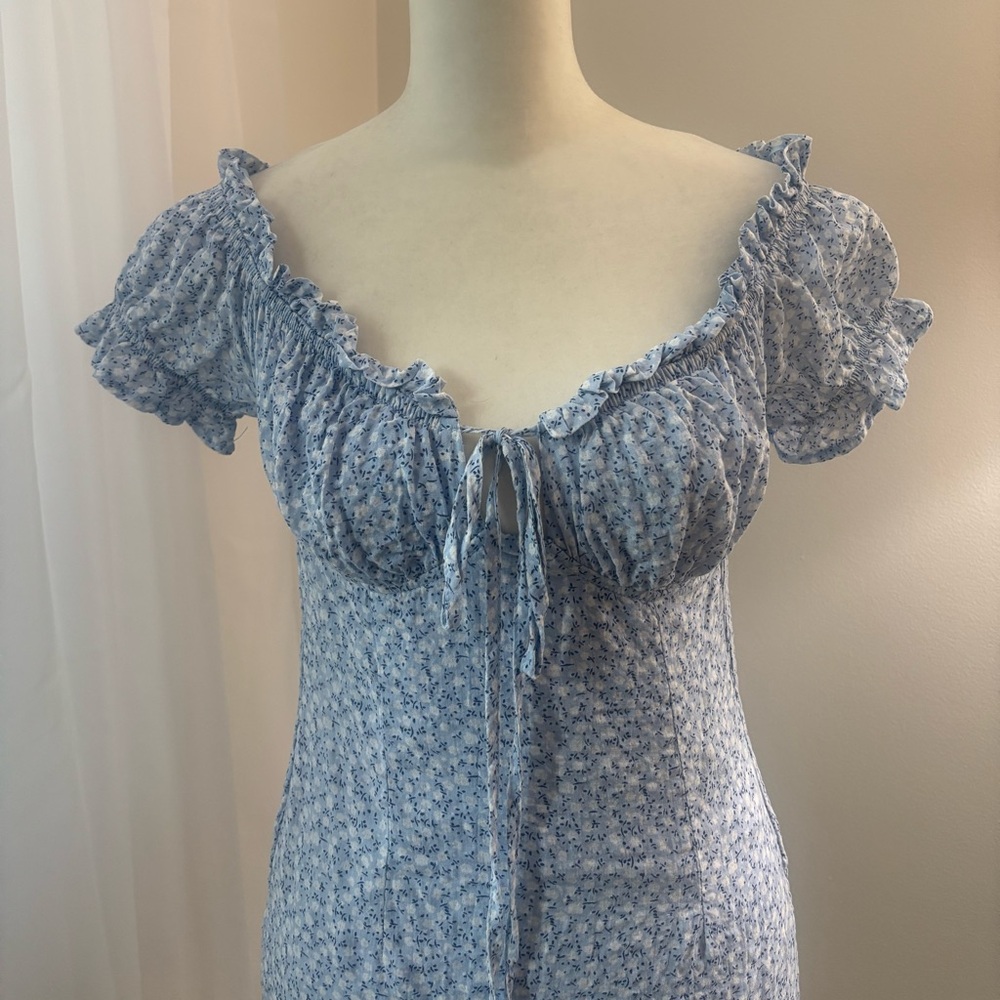 Chic Blue Floral Mini Dress